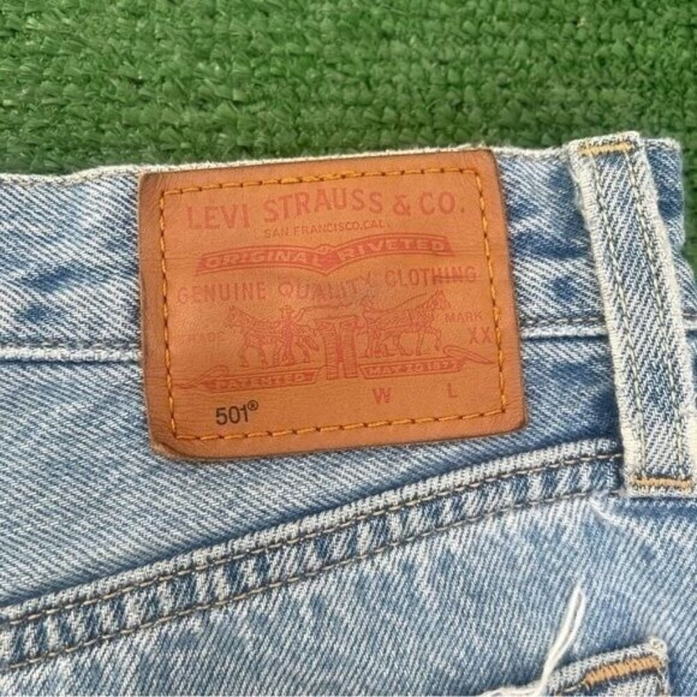 Levi's Premium Light Blue Jeans Size L - Picture 8 of 9